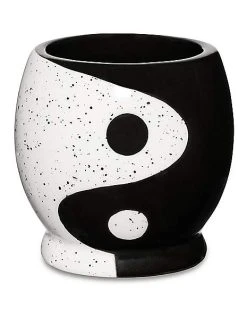 New ???? Yin Yang Molded Shot Glass - 3 oz. ⌛